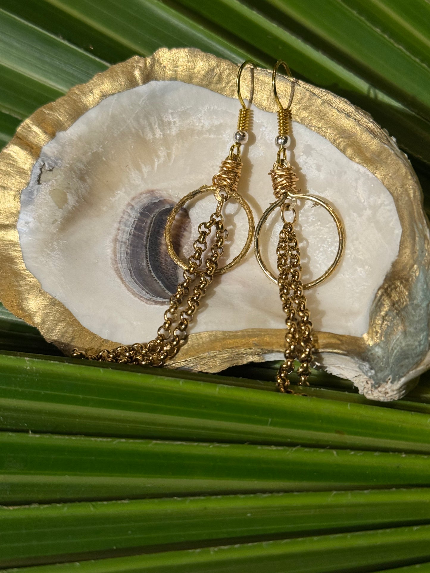 Gold plated chain circle earrings